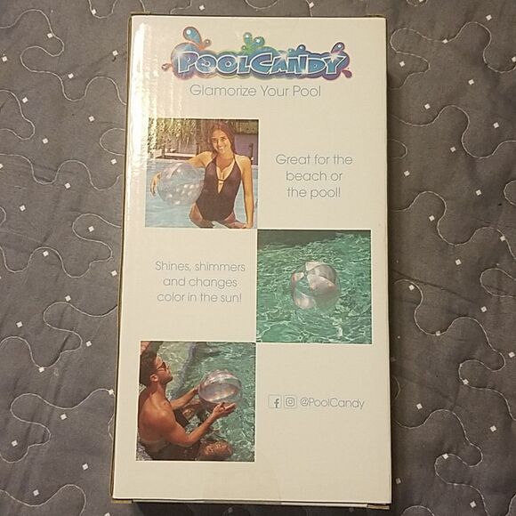 Poolcandy holographic jumbo beach ball new - Picture 2 of 2